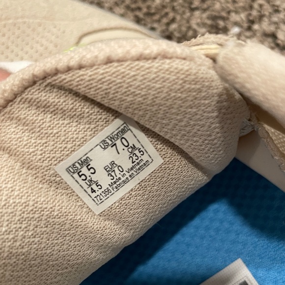 NEW VANS TWO-TONE EVDNT ULTIMATEWAFFLE - SANDSHELL/HIGH ROSE - NEVER WORN - Picture 4 of 6